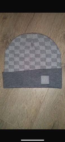 Louis vuitton grey beanie - louis,