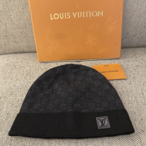 Louis vuitton damier - louis, initiales